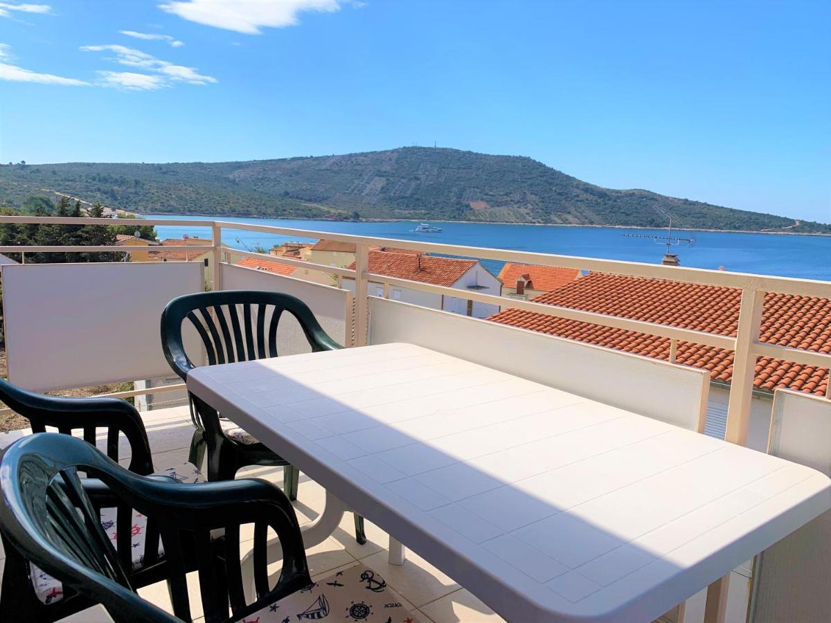 Roko Apartment House Primošten Kültér fotó