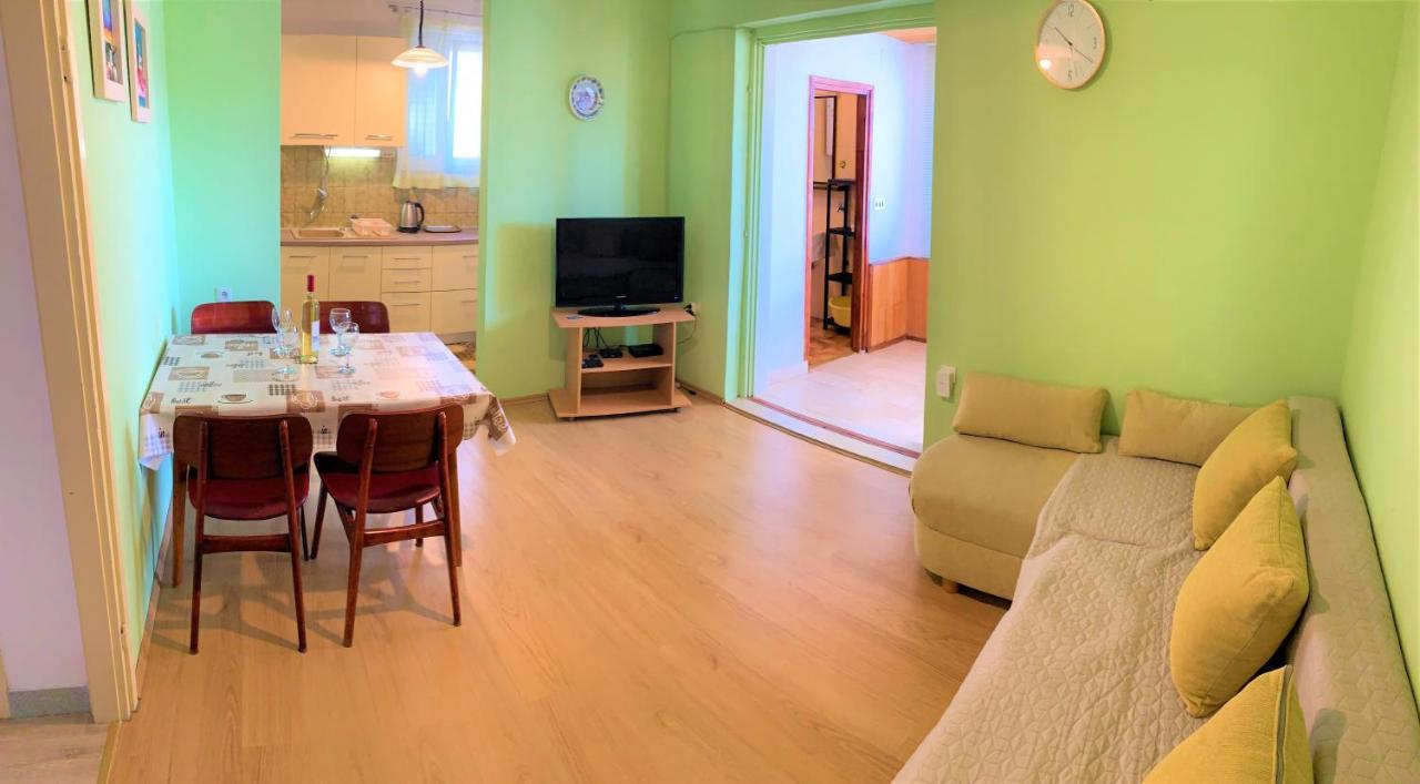 Roko Apartment House Primošten Kültér fotó