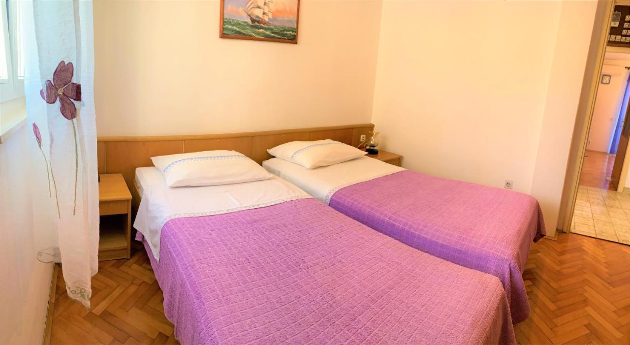 Roko Apartment House Primošten Kültér fotó
