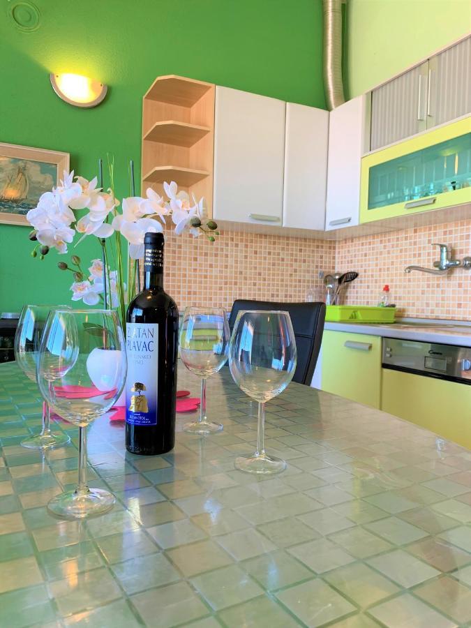 Roko Apartment House Primošten Kültér fotó