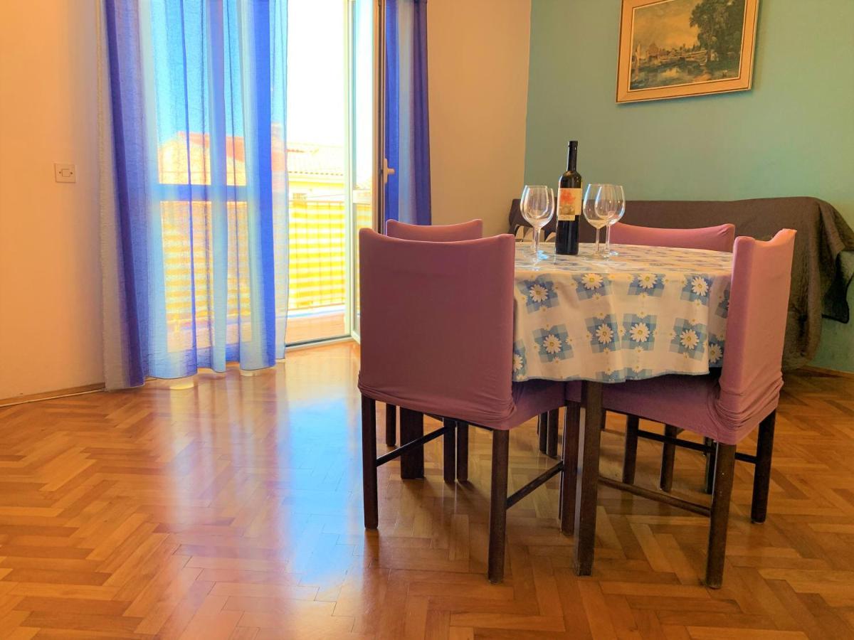 Roko Apartment House Primošten Kültér fotó