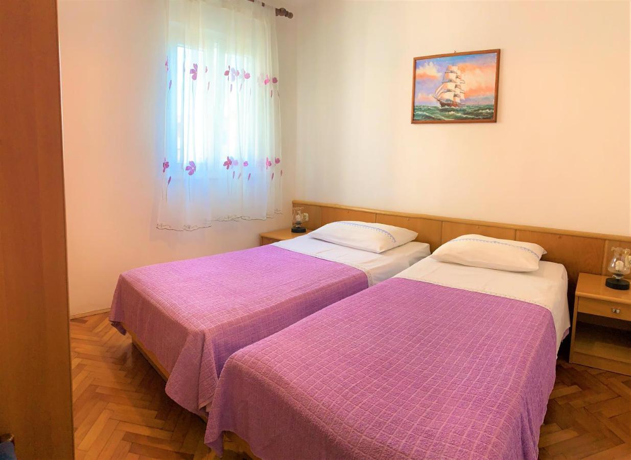 Roko Apartment House Primošten Kültér fotó